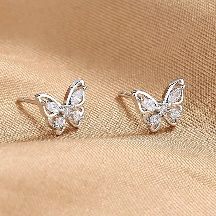 Exquisite butterfly earrings, super shiny and gentle earrings