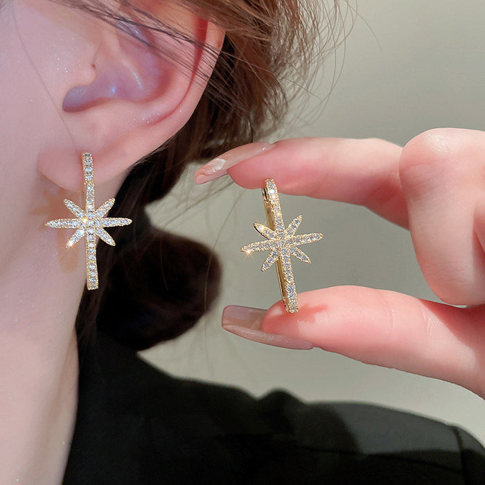 Light luxury ear clips summer star earrings fashionable and versatile niche earrings for women