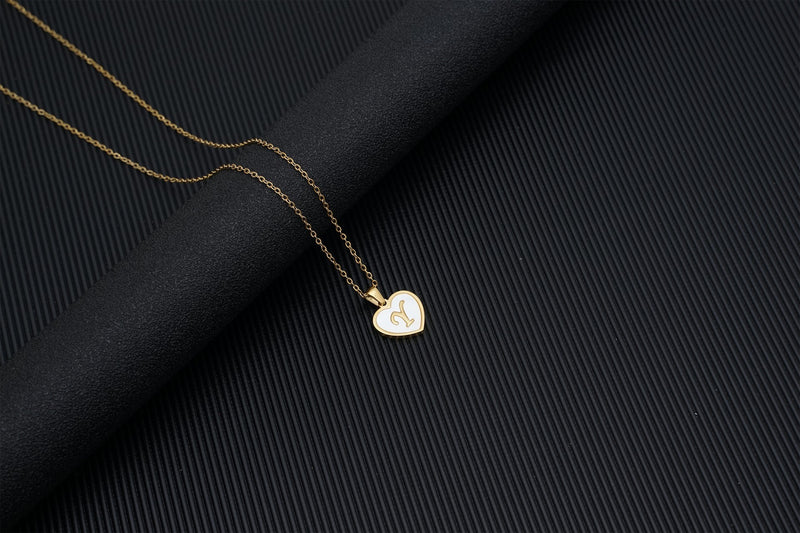 European and American 18K gold heart clavicle necklace, mother-of-pearl pendant letter necklace