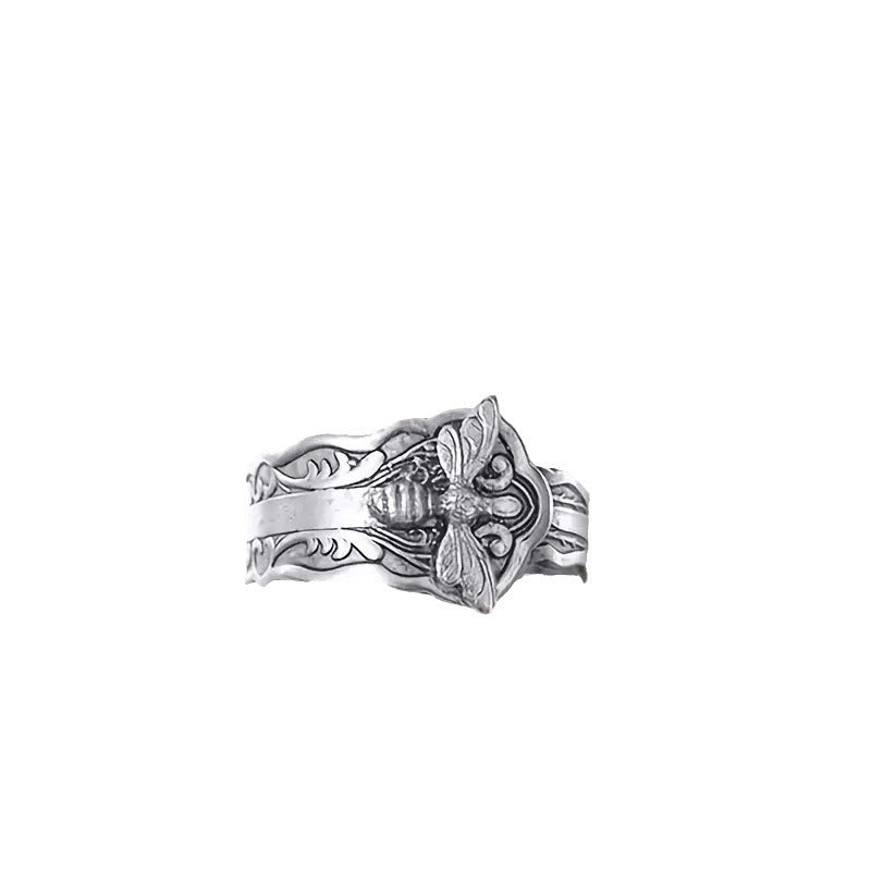Anillo retro de estilo antiguo con forma de abeja e insecto