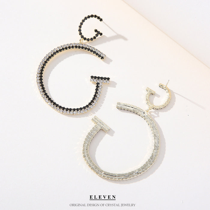 Creative Letter Earrings - Rhinestone 'G' Hoop Jewelry for a Fashion-Forward Look