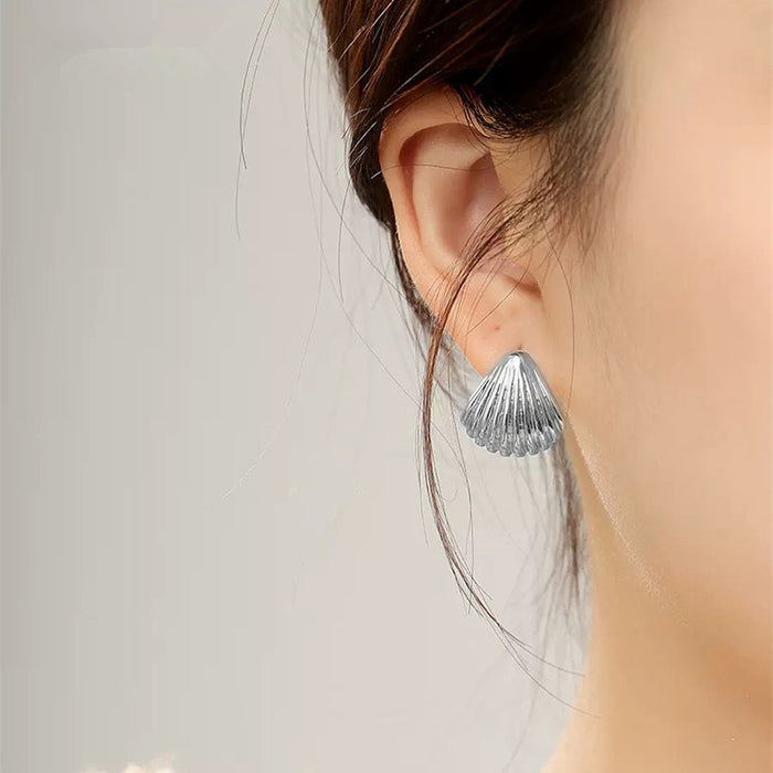 Shell earrings niche design pleated earrings