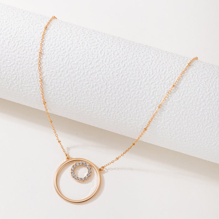 Rhinestone Circle Pendant Necklace - Geometric Circle Hollow Choker