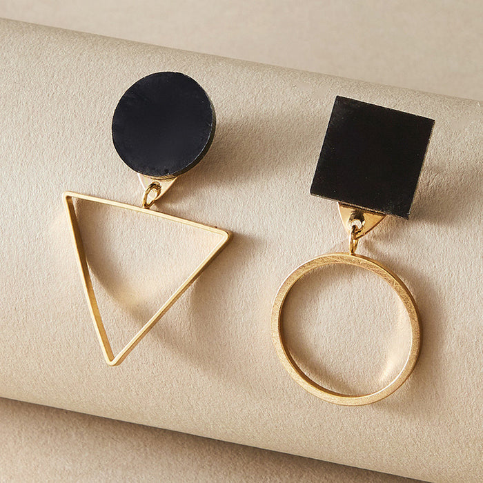 Pendientes geométricos de círculo triangular, pendientes exagerados de moda