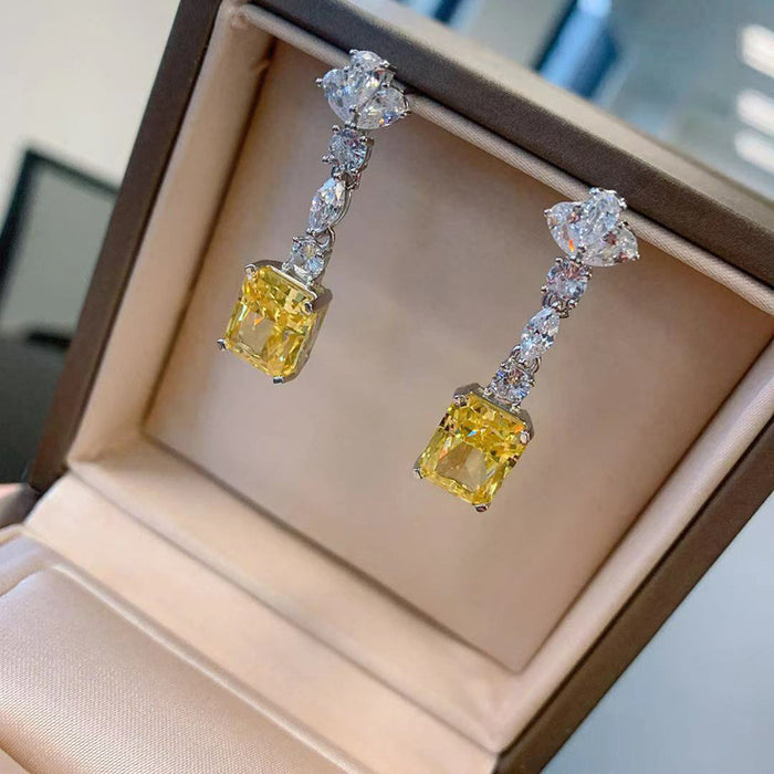 Pendientes largos de princesa súper brillantes de lujo ligeros de estilo coreano